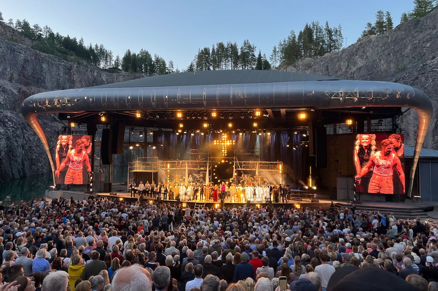 Kören från Jesus Christ Superstar 2022
