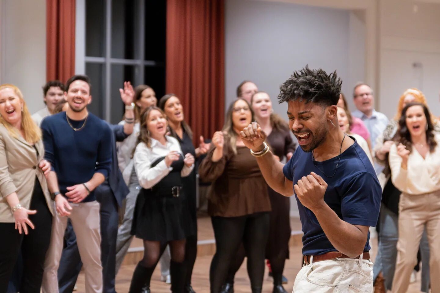John Lundvik sjunger Voice Of The Silent
